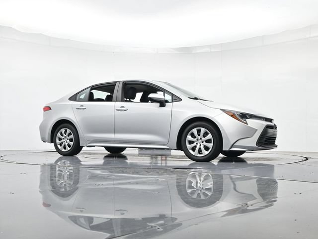 Used 2024 Toyota Corolla LE FWD image 35