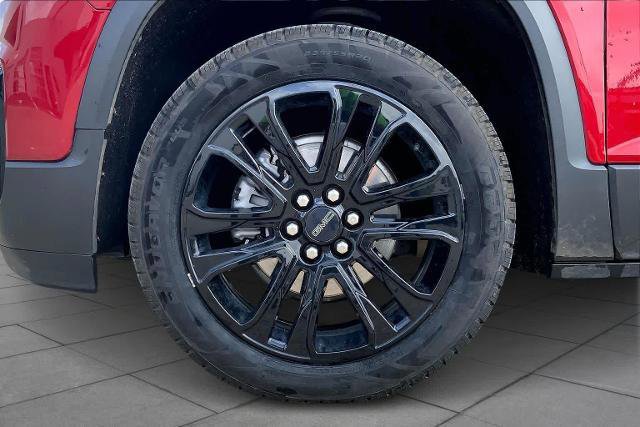 Used 2023 GMC Acadia SLT w/ Elevation Edition image 13