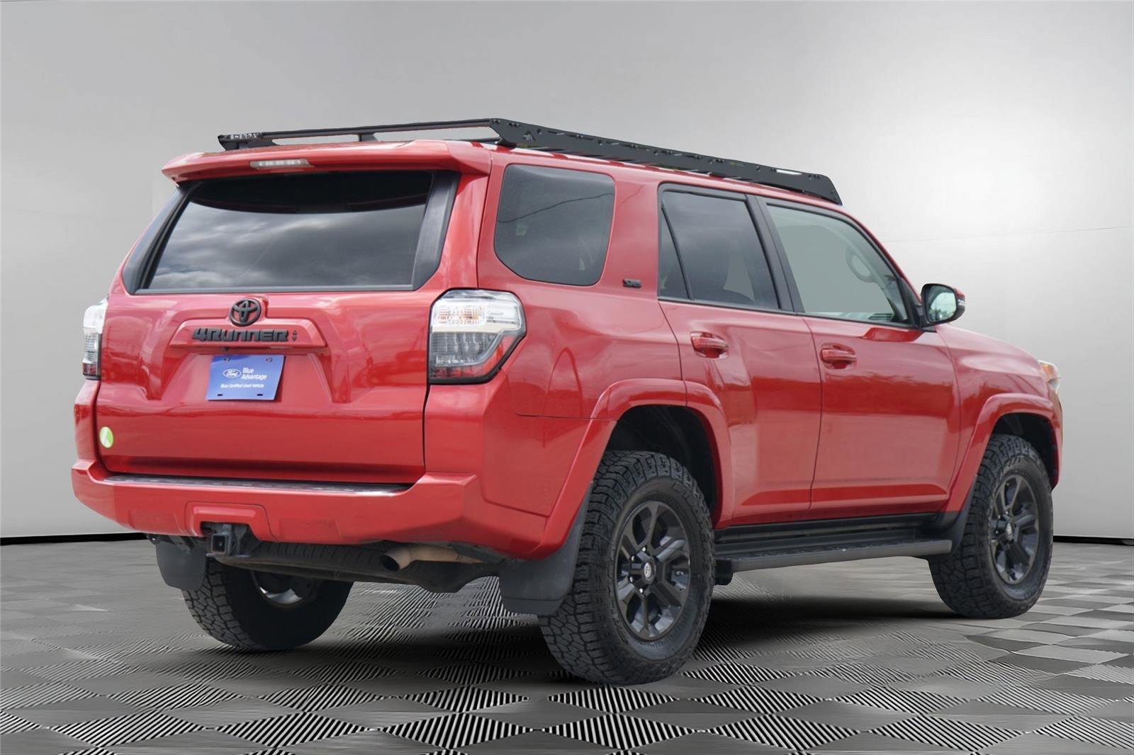 Used 2020 Toyota 4Runner SR5 Premium AWD/4WD image 5