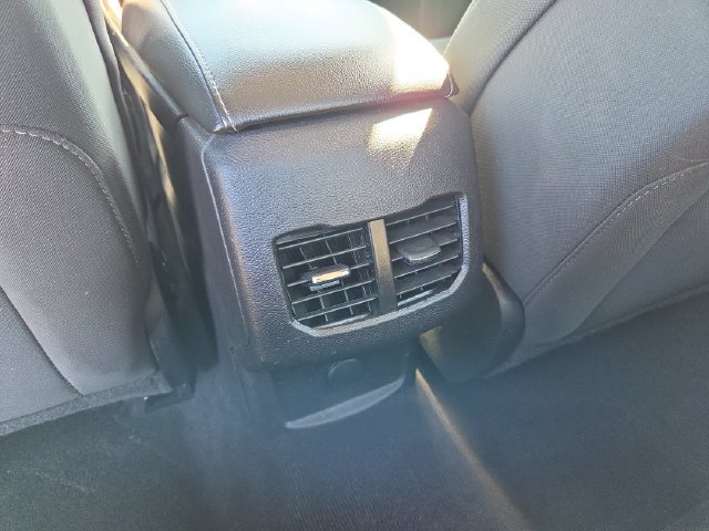 Certified 2020 Ford Fusion SE FWD image 26