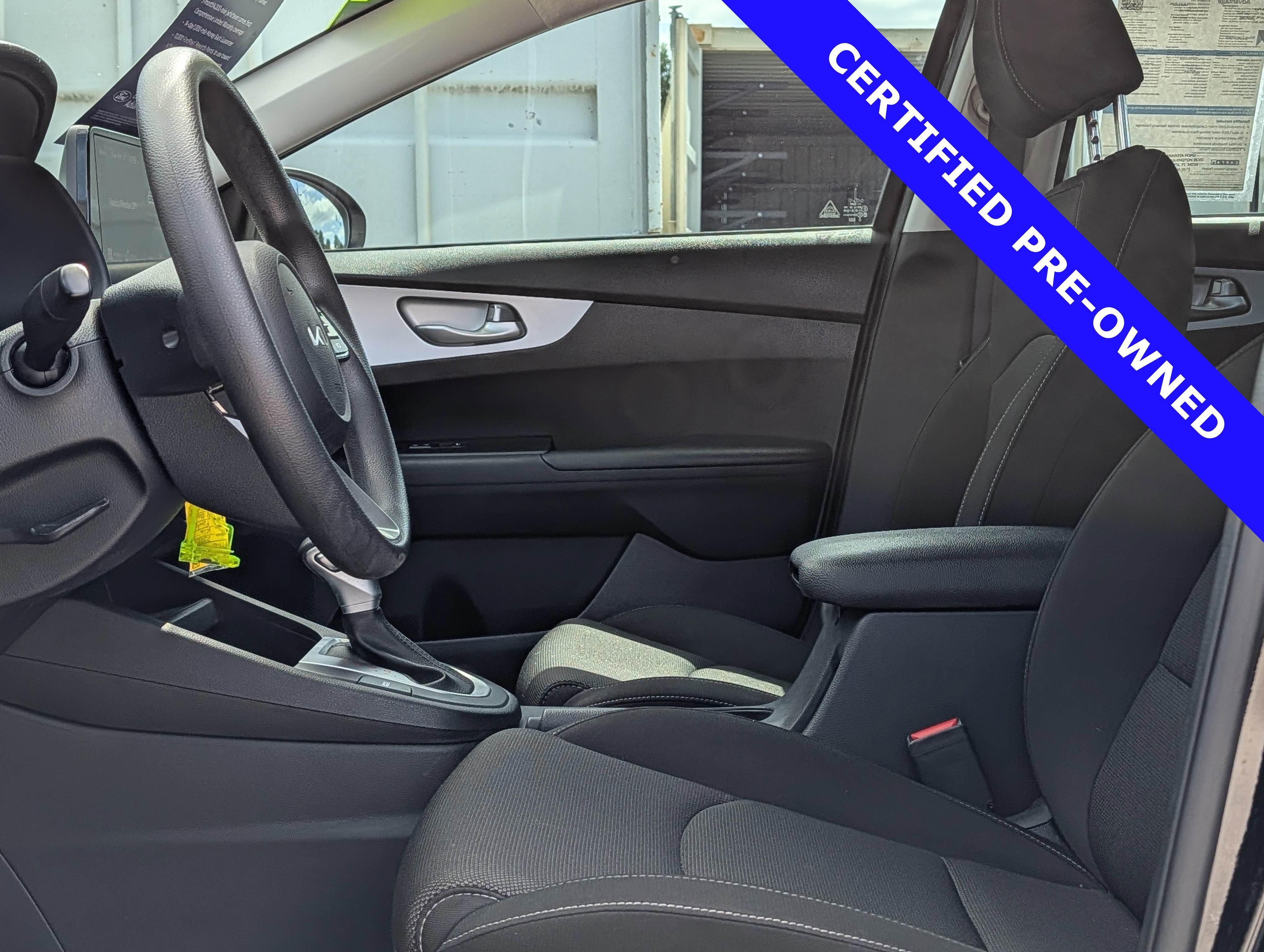 Used 2023 Kia Forte LXS w/ LXS Technology Package FWD image 19