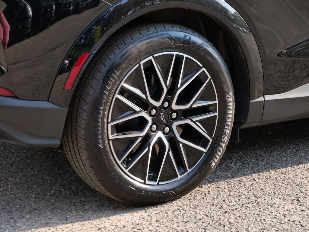Certified 2025 Ford Mustang Mach-E Premium AWD/4WD image 7