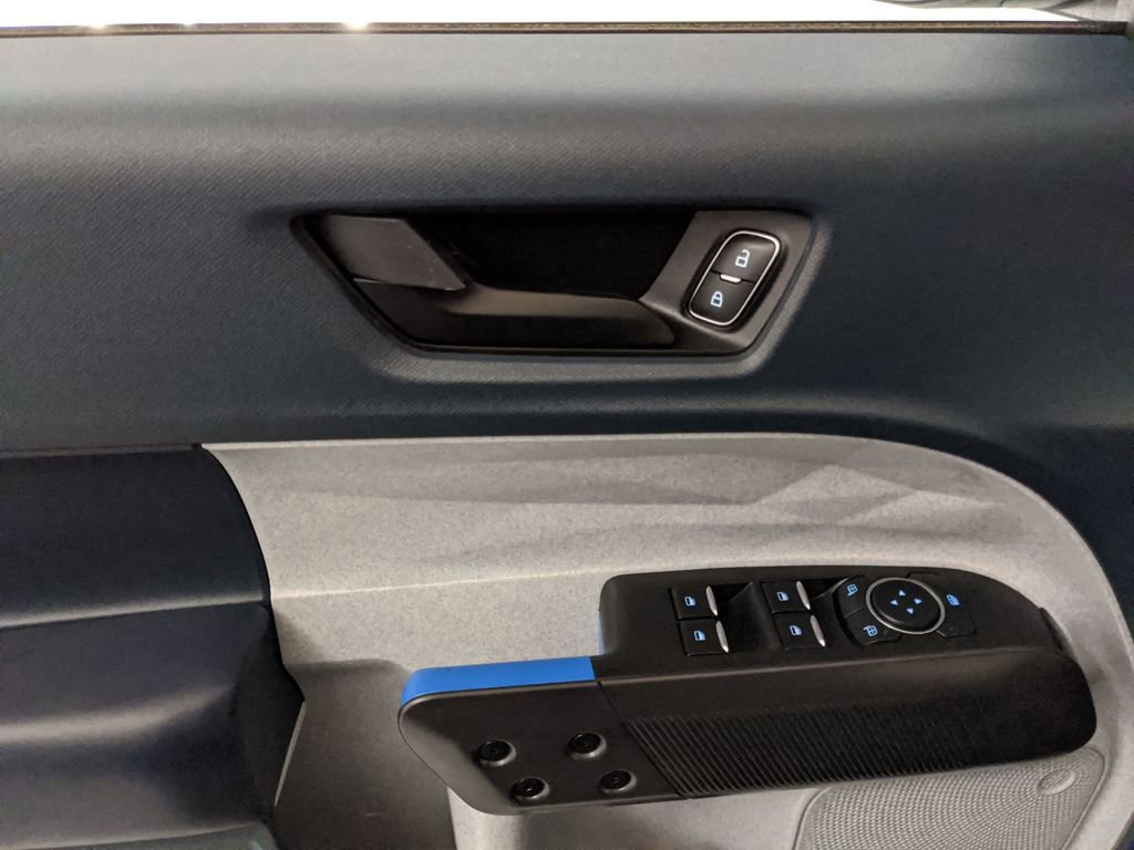 Certified 2026 Ford Maverick XLT image 17