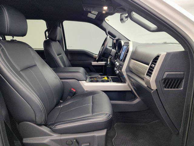 Certified 2022 Ford F350 Lariat w/ Lariat Value Package AWD/4WD image 15