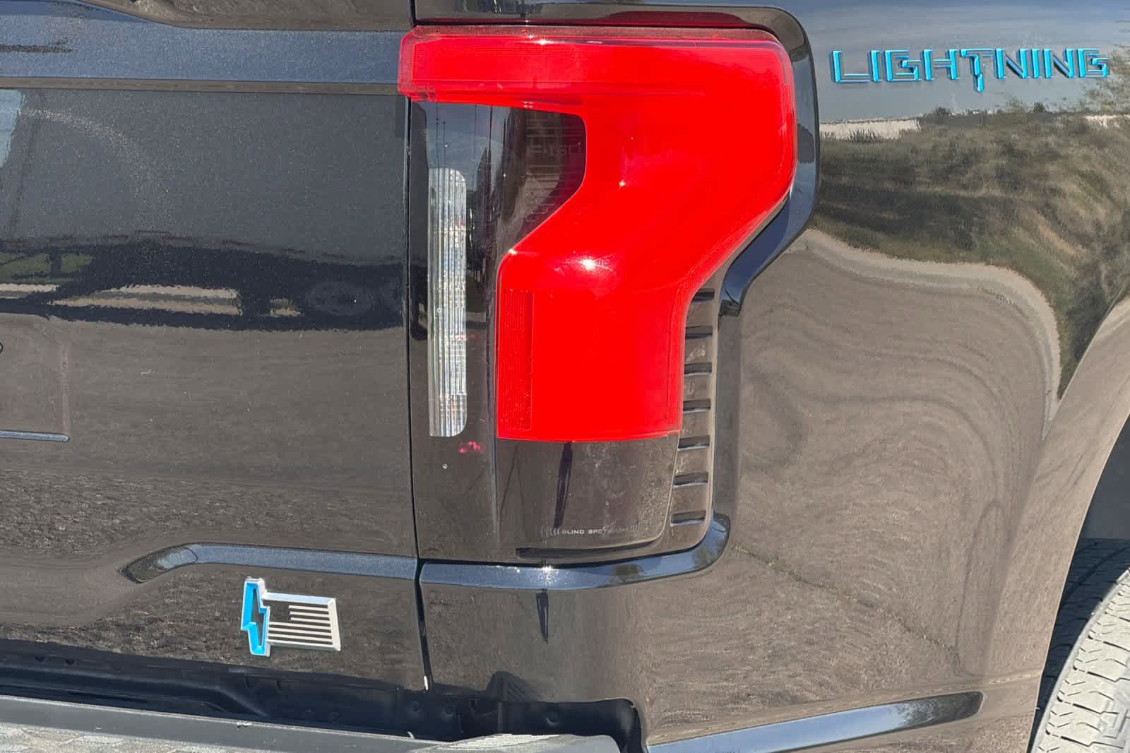 Certified 2023 Ford F150 Lightning XLT AWD/4WD image 27