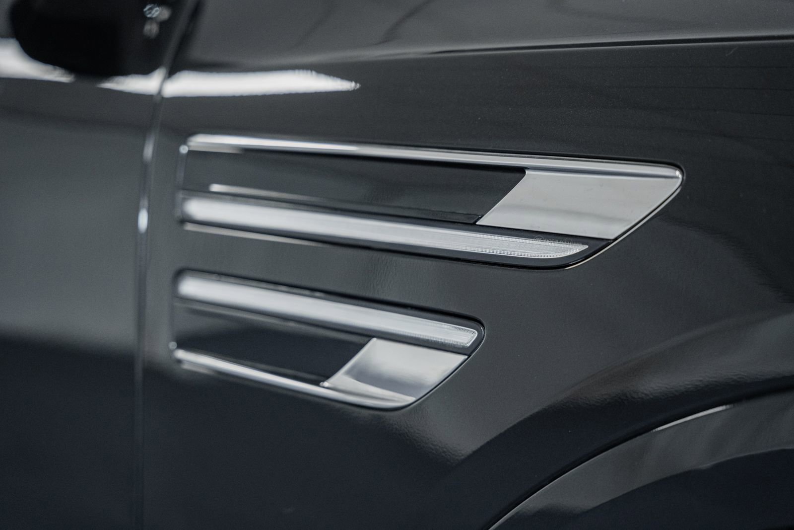 Used 2025 Genesis GV80 2.5T Prestige image 17