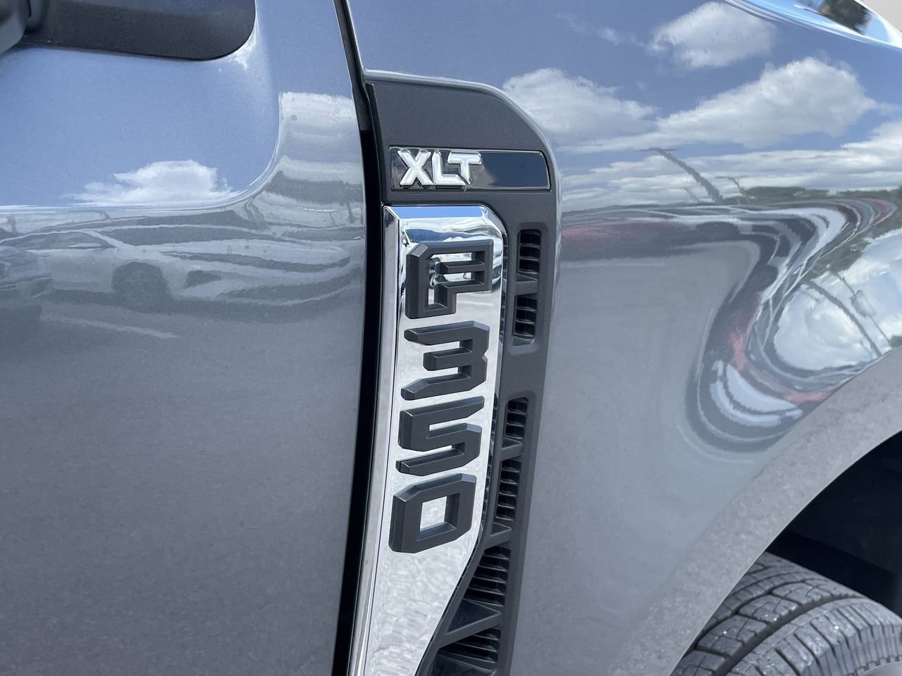 Certified 2024 Ford F350 XLT w/ 360-Degree Camera Package AWD/4WD image 9
