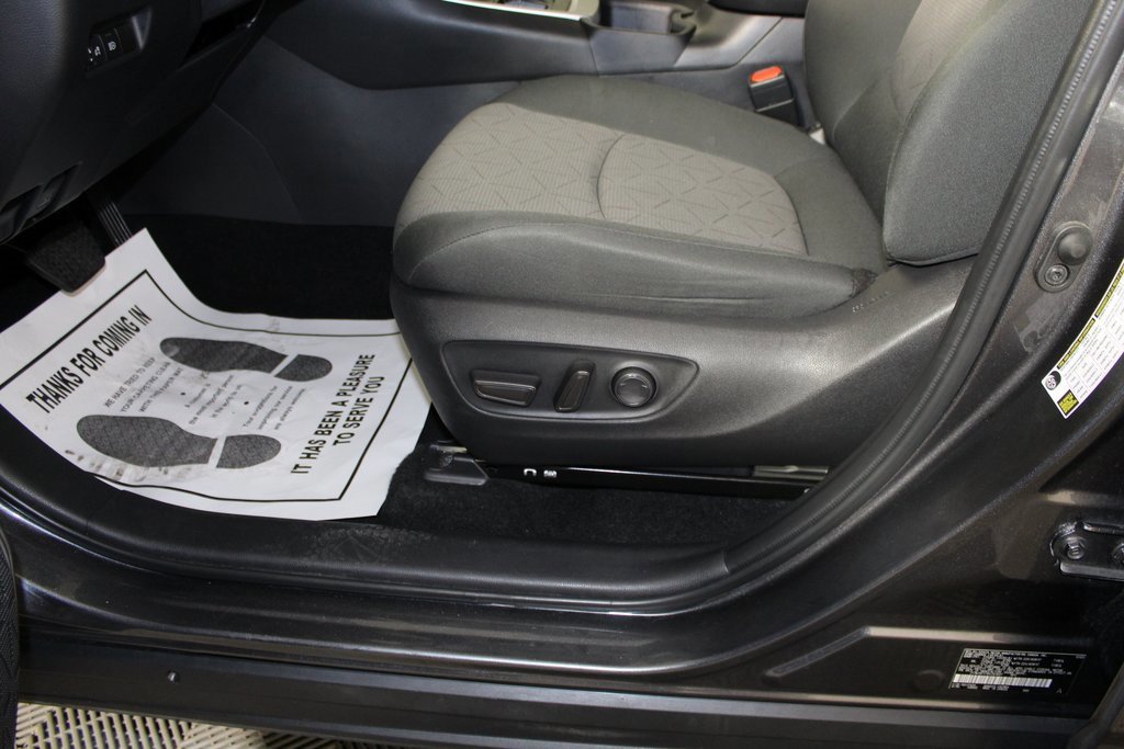 Used 2024 Toyota RAV4 XLE image 10