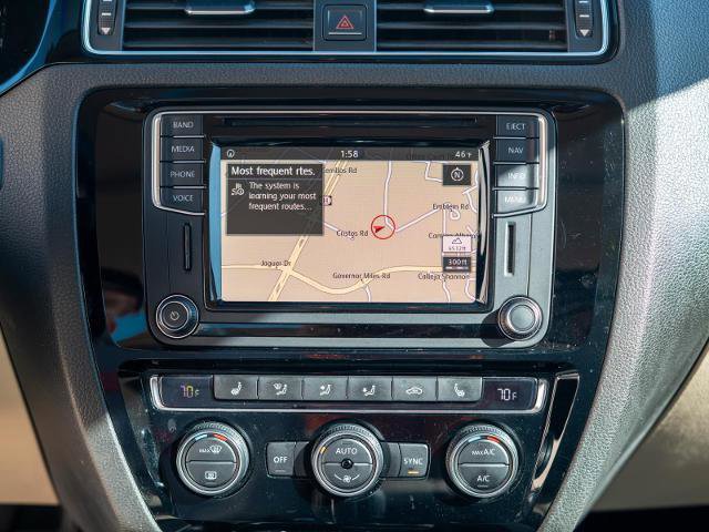 Used 2017 Volkswagen Jetta SEL image 27