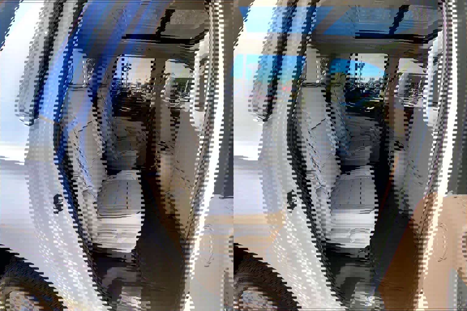 Used 2023 GMC Yukon Denali image 19