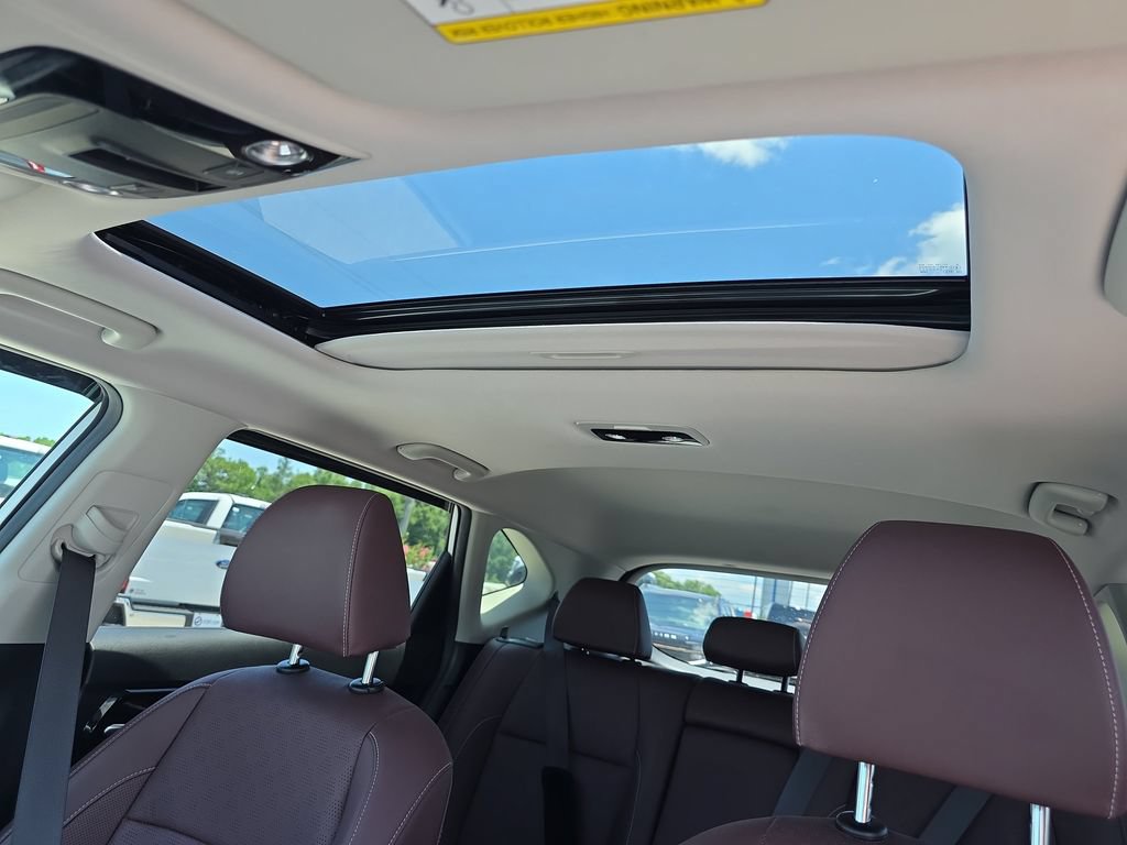 Used 2023 Kia Seltos SX w/ SX Sunroof Package AWD/4WD image 28