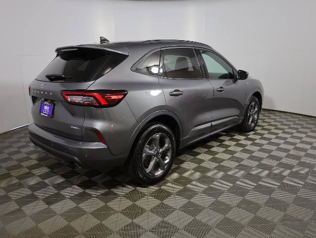 Certified 2024 Ford Escape ST-Line Select w/ Tech Pack #1 AWD/4WD image 5