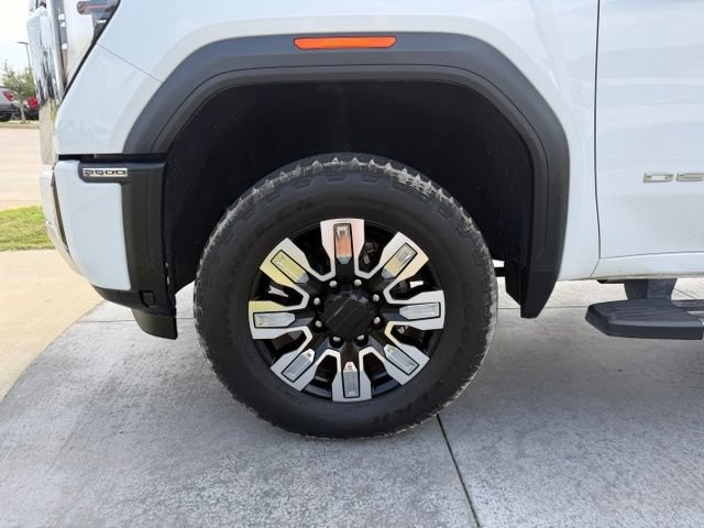 Used 2025 GMC Sierra 2500 Denali w/ Denali Reserve Package AWD/4WD image 4