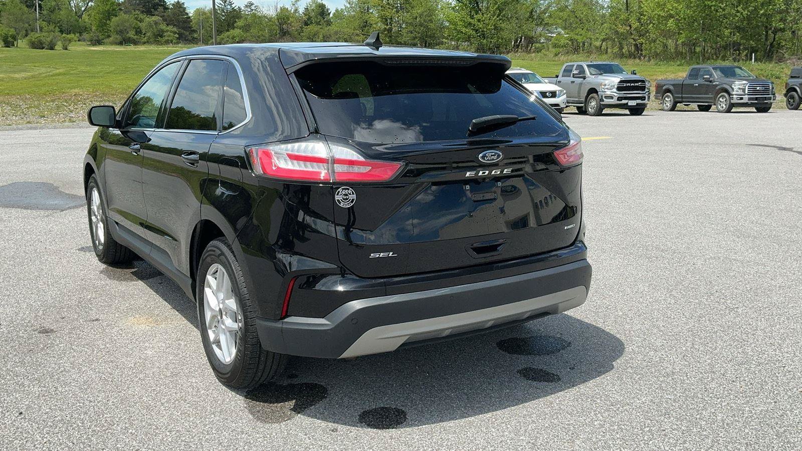 Certified 2023 Ford Edge SEL AWD/4WD image 10