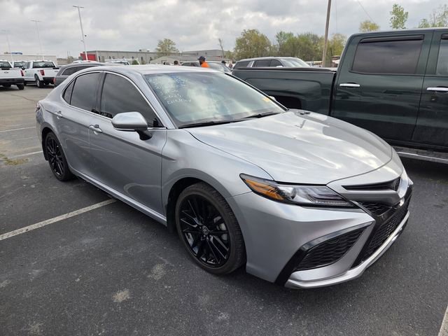 Used 2024 Toyota Camry XSE image 10