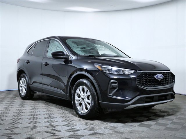 Certified 2023 Ford Escape Active w/ Tech Pack #2 image 1