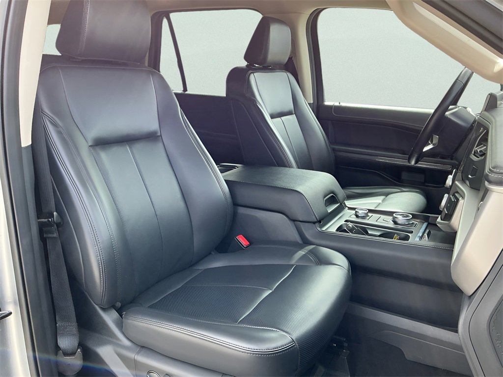 Certified 2023 Ford Expedition Max XLT image 15