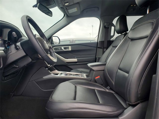 Certified 2023 Ford Explorer XLT w/ Equipment Group 202A image 6