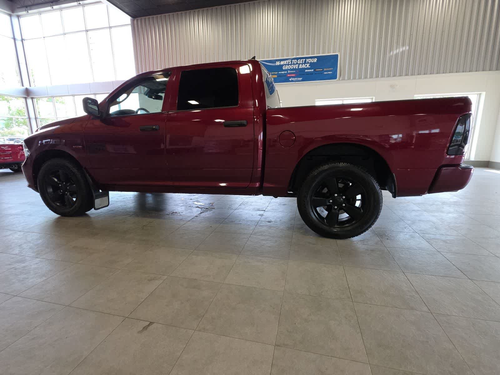 Used 2019 RAM 1500 Express w/ Wheel & Sound Group AWD/4WD image 12