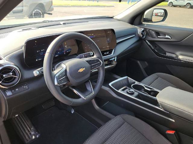 Used 2026 Chevrolet Equinox LT FWD image 9