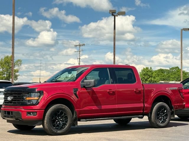 Certified 2024 Ford F150 XLT w/ XLT Black Appearance Package AWD/4WD image 34