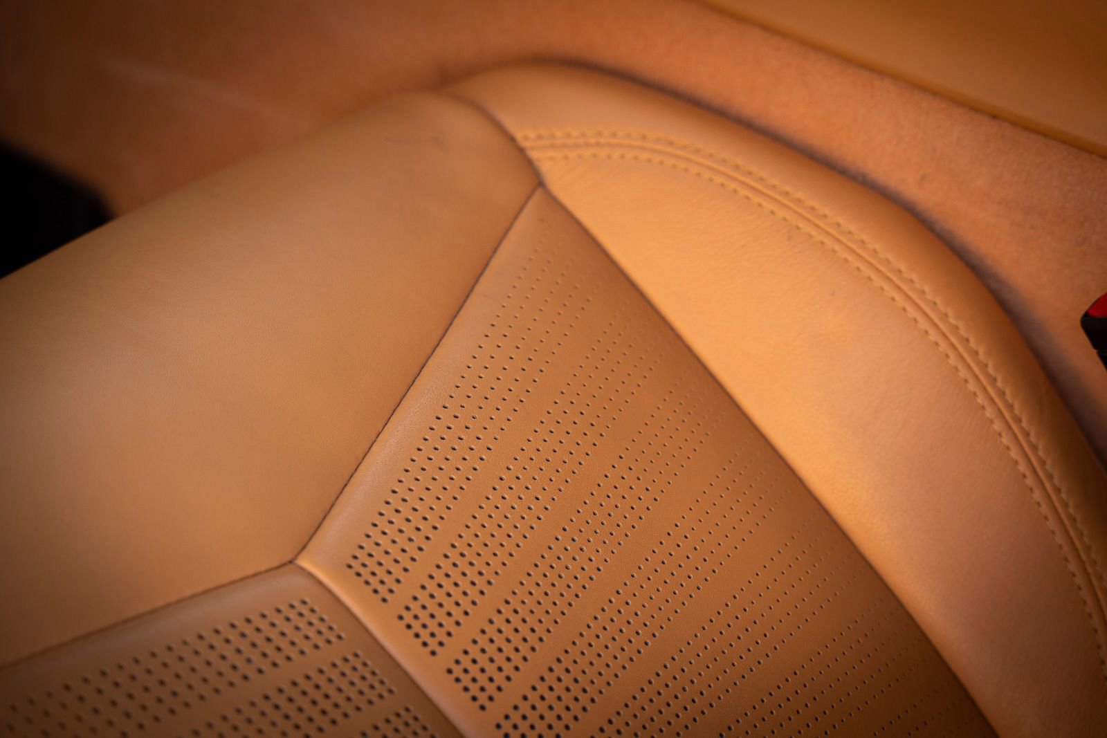 Used 2021 Chevrolet Corvette Stingray Premium Conv w/ Z51 Performance Package image 42