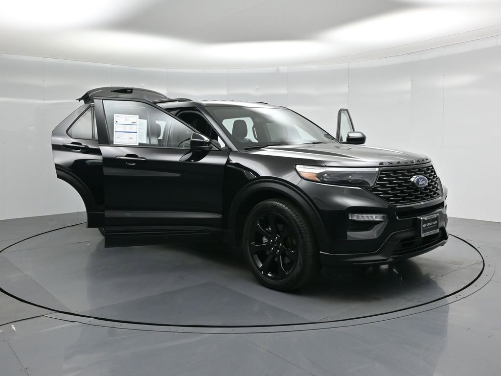 Certified 2022 Ford Explorer ST-Line w/ Class IV Trailer Tow Package image 34