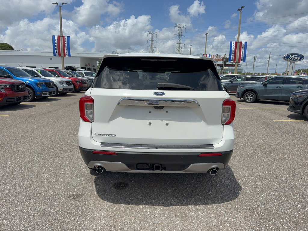Certified 2023 Ford Explorer Limited w/ Limited Technology Package RWD image 6
