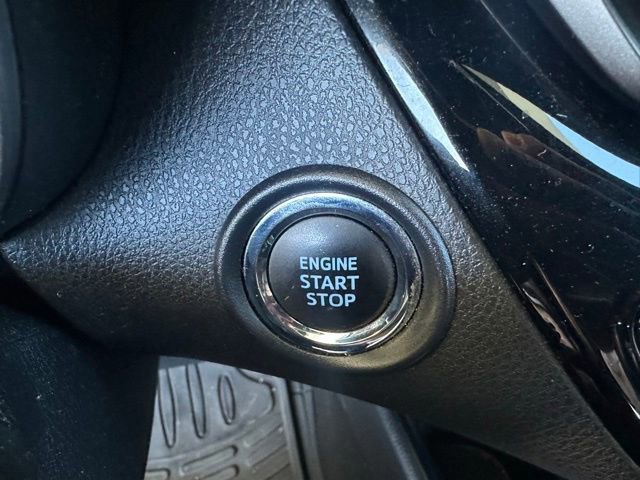 Used 2018 Toyota C-HR XLE image 23