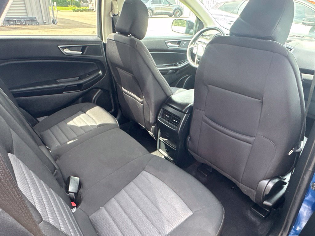 Certified 2024 Ford Edge SE w/ Black Appearance Package AWD/4WD image 5