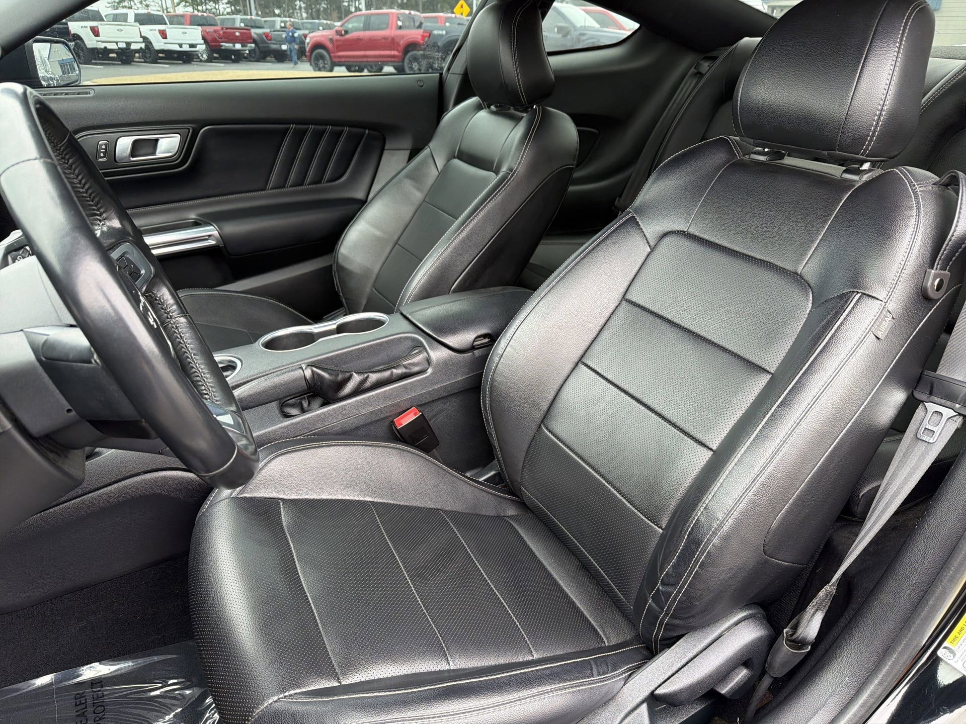 Certified 2022 Ford Mustang Premium w/ Black Accent Package image 24