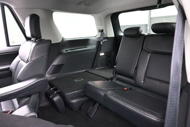 Certified 2025 Ford Expedition Platinum AWD/4WD image 26