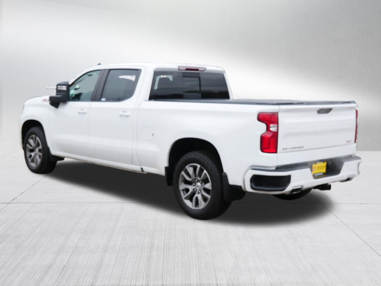 Used 2021 Chevrolet Silverado 1500 RST image 3