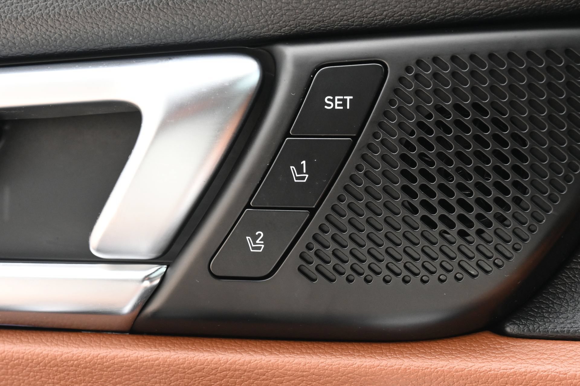 Used 2023 Kia Telluride SX Prestige X-Pro AWD/4WD image 14