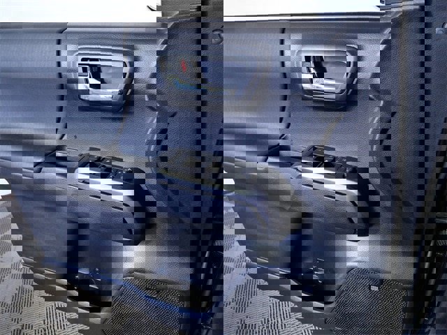 Used 2020 Toyota Tacoma TRD Sport image 26