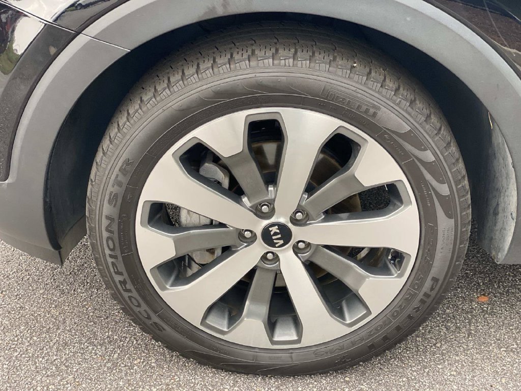 Used 2021 Kia Telluride EX w/ EX Premium Package AWD/4WD image 14