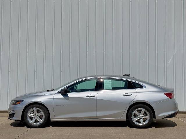 Used 2020 Chevrolet Malibu LS FWD image 3