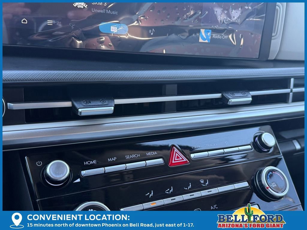 Used 2025 Hyundai Santa Fe SE image 23