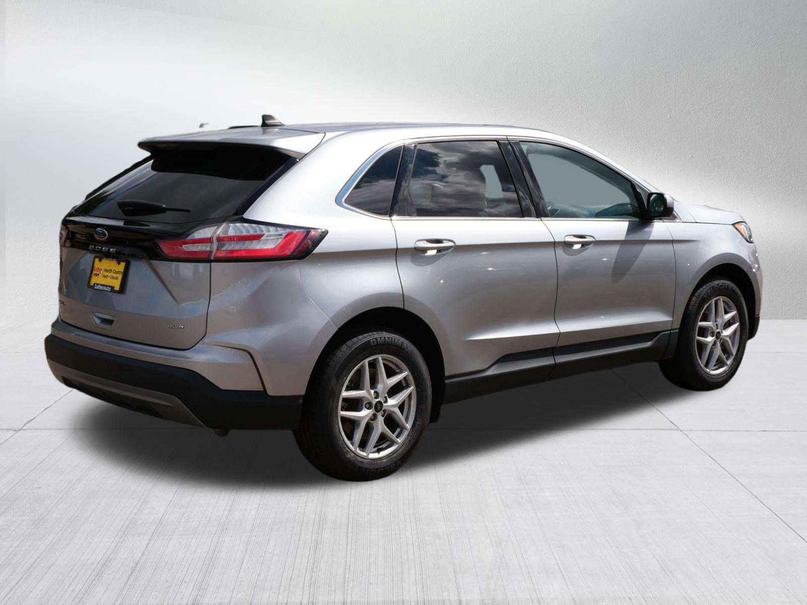 Certified 2024 Ford Edge SEL AWD/4WD image 7