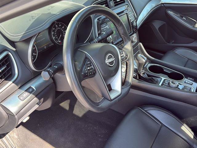 Used 2023 Nissan Maxima SL FWD image 11