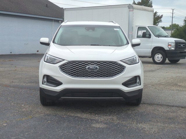 Certified 2023 Ford Edge SEL w/ Convenience Package AWD/4WD image 9