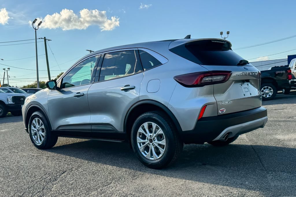 Certified 2023 Ford Escape Active AWD/4WD image 5