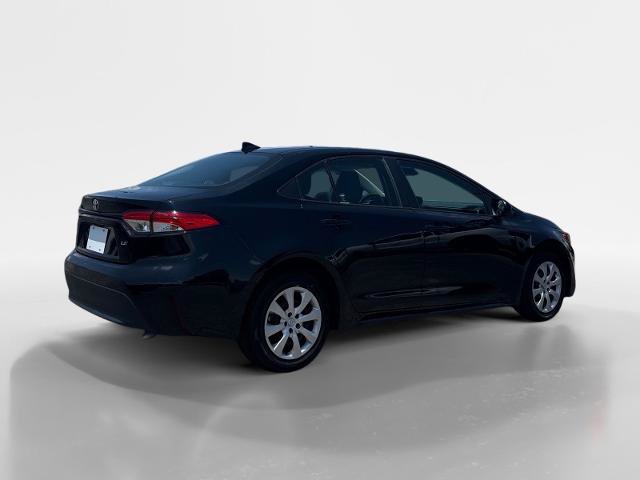 Used 2023 Toyota Corolla LE FWD image 5