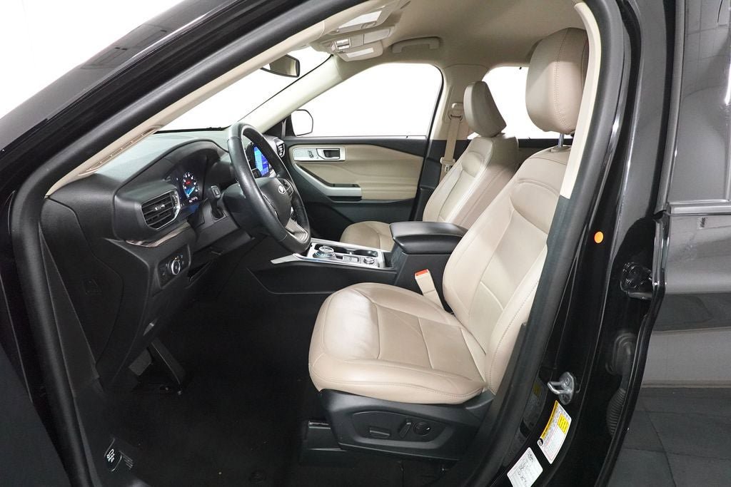 Certified 2023 Ford Explorer Limited AWD/4WD image 24