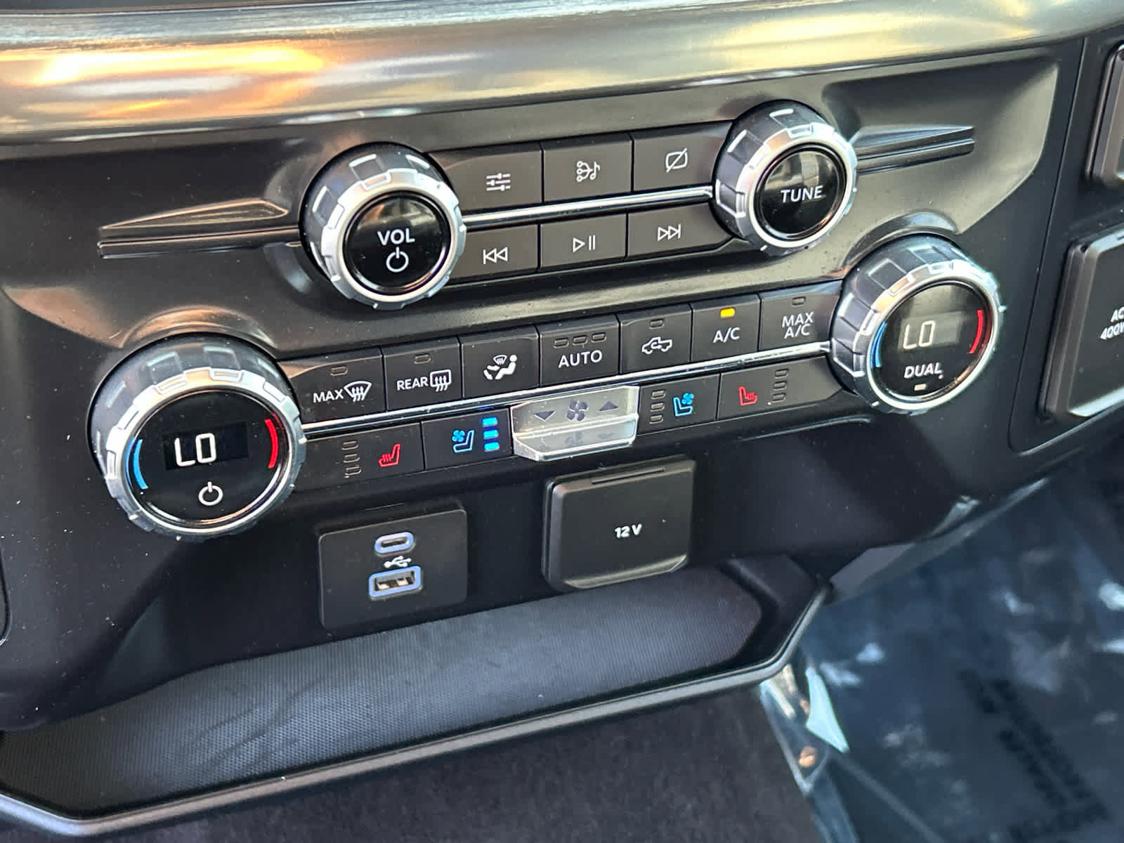 Certified 2021 Ford F150 Lariat w/ Max Trailer Tow Package image 34