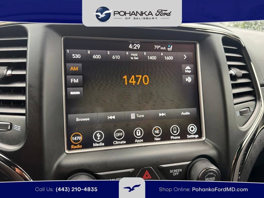 Used 2018 Jeep Grand Cherokee Overland AWD/4WD image 10