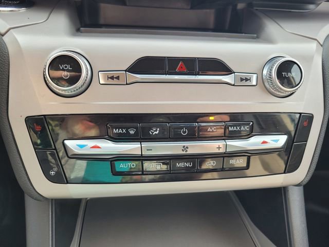 Certified 2023 Ford Explorer XLT w/ Equipment Group 202A image 23