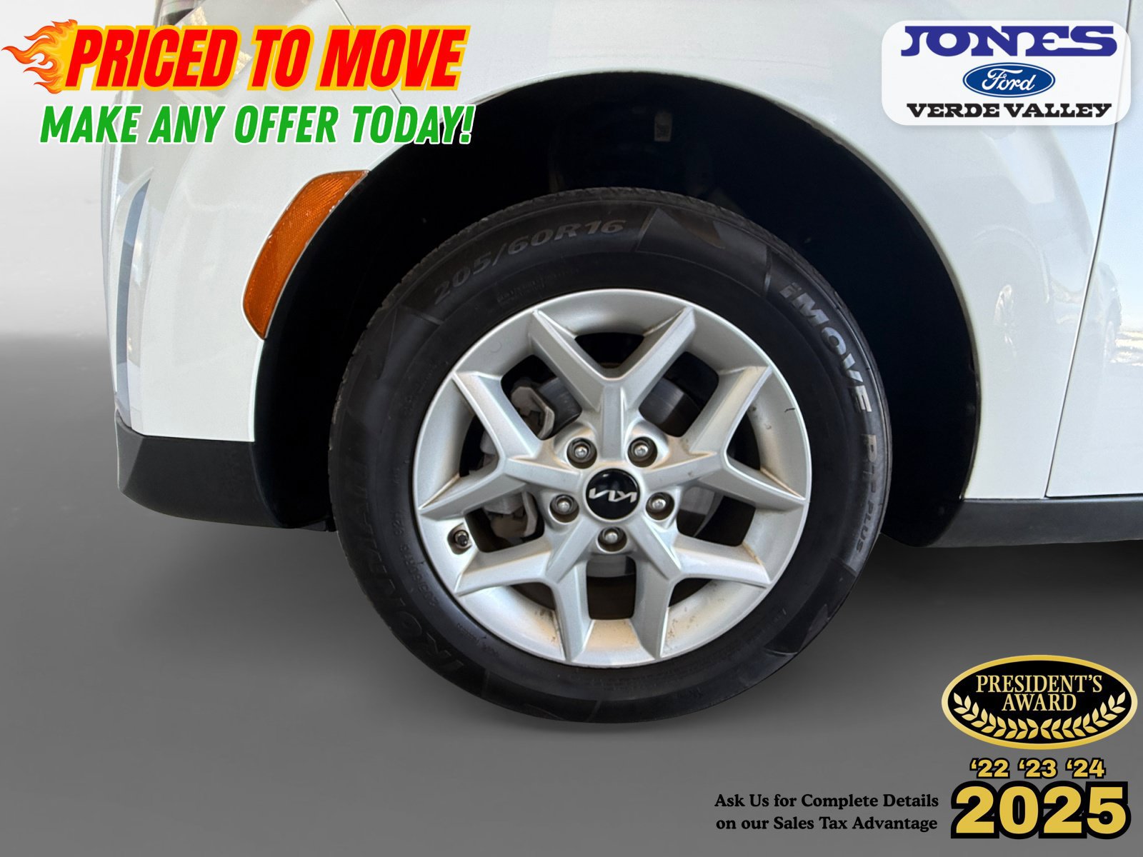 Used 2025 Kia Soul LX w/ LX Technology Package FWD image 20