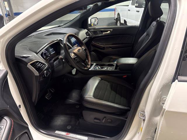 Certified 2024 Ford Edge ST-Line w/ Class II Trailer Tow Package AWD/4WD image 11