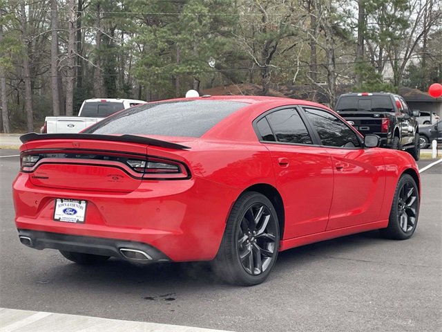 Used 2022 Dodge Charger SXT w/ Blacktop Package image 5